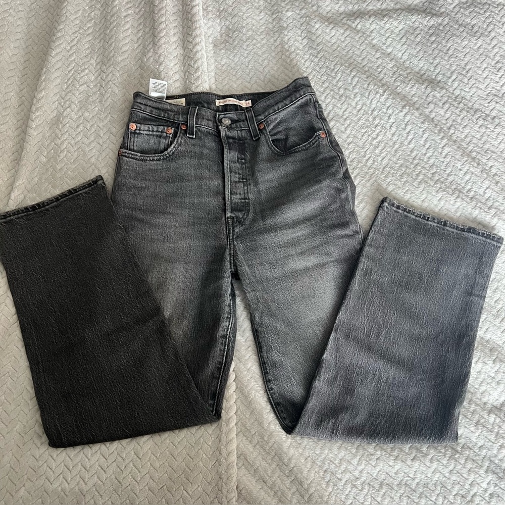 LEVI’S Women Ribcage Straight Ankle Jeans, Grayish Black, Size 24x27
